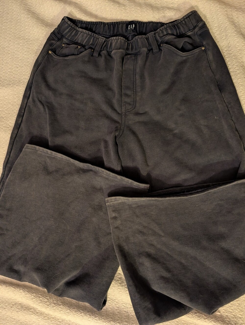 SIZE LARGE Gap Wide Leg Sweatpant Jeans